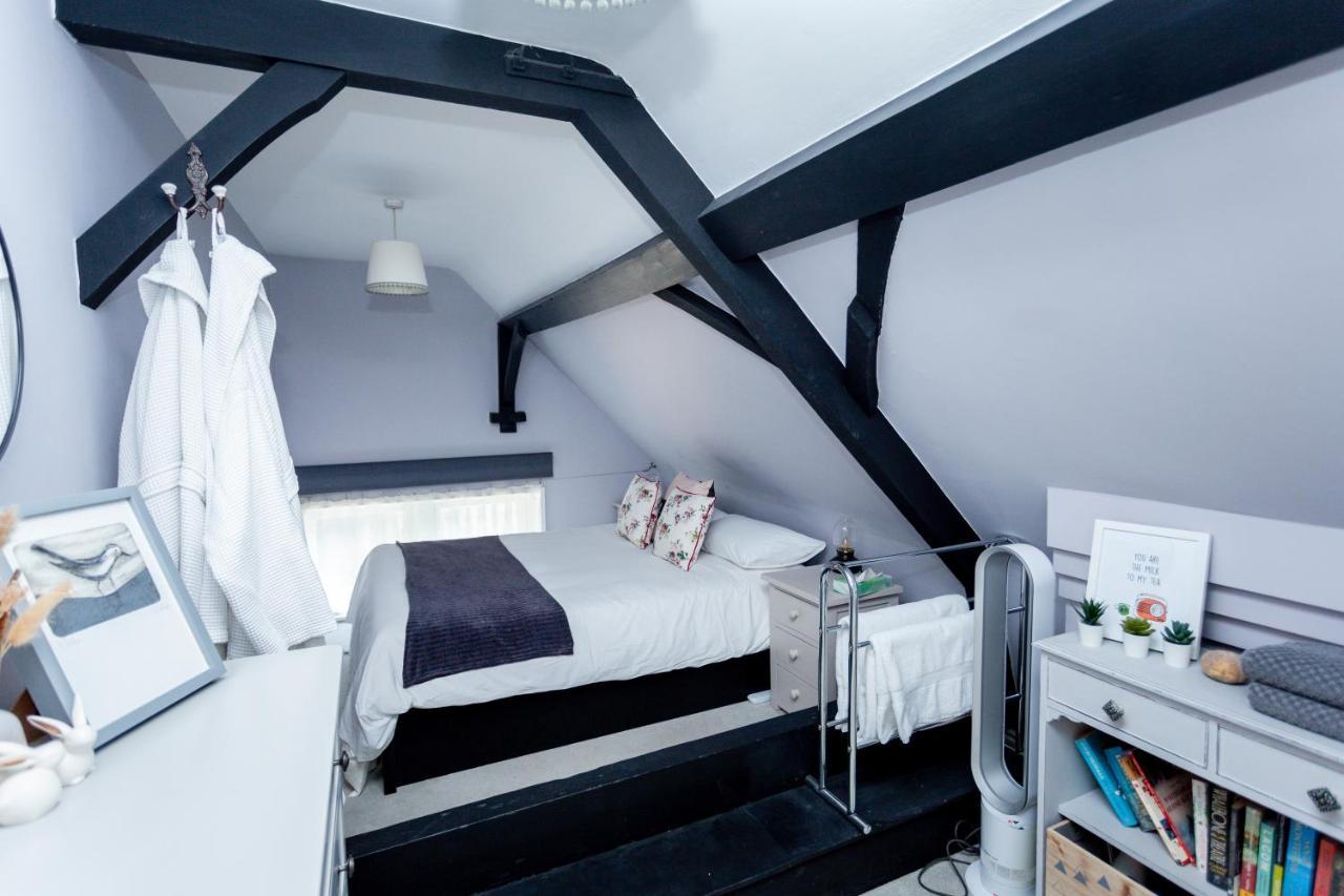 1 The Old Schoolhouse For 5+Cot; Hot Tub, Parking, Pets Villa Whitstable Ngoại thất bức ảnh